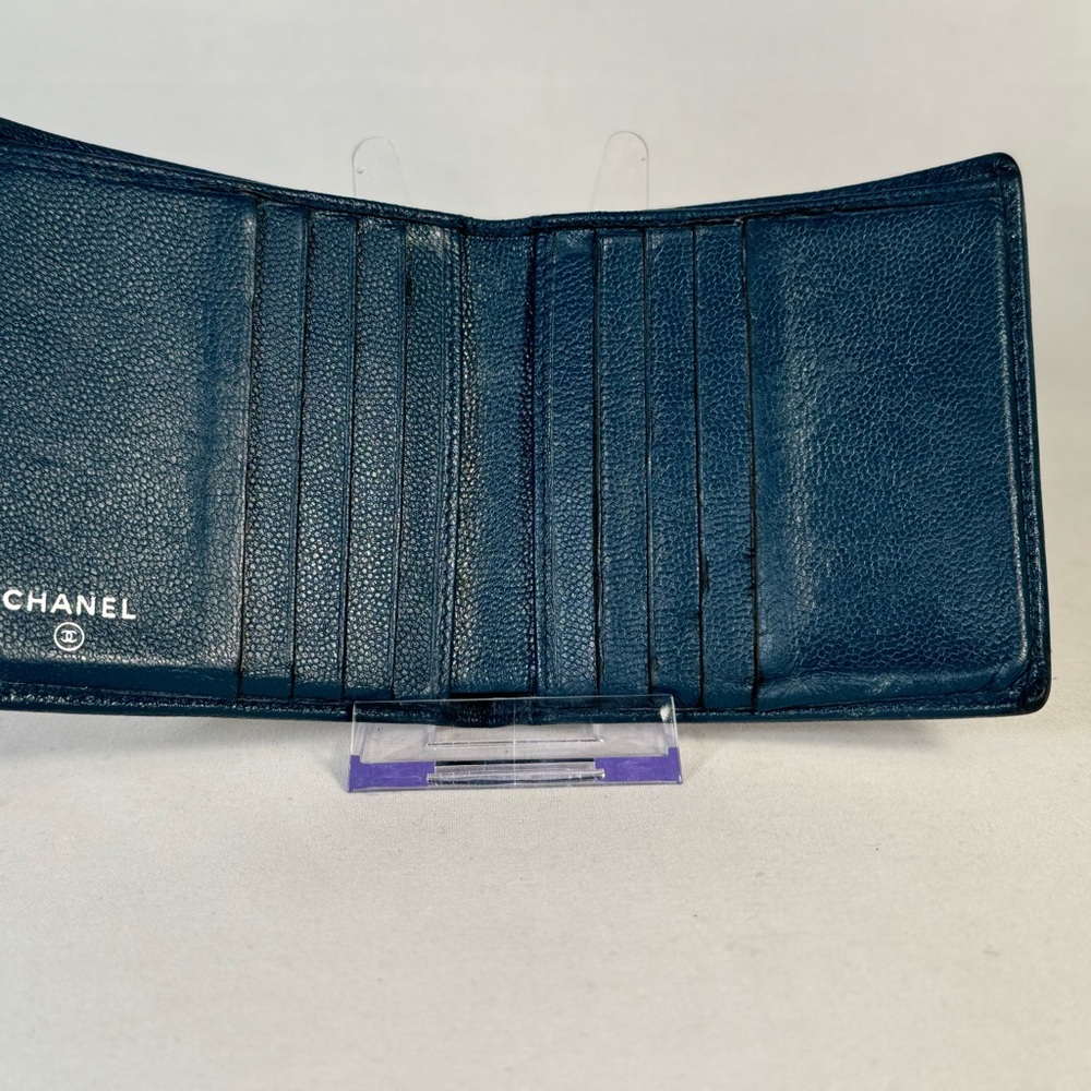 Chanel Caviar Bifold Wallet blue EUC with box - Picture 9 of 12